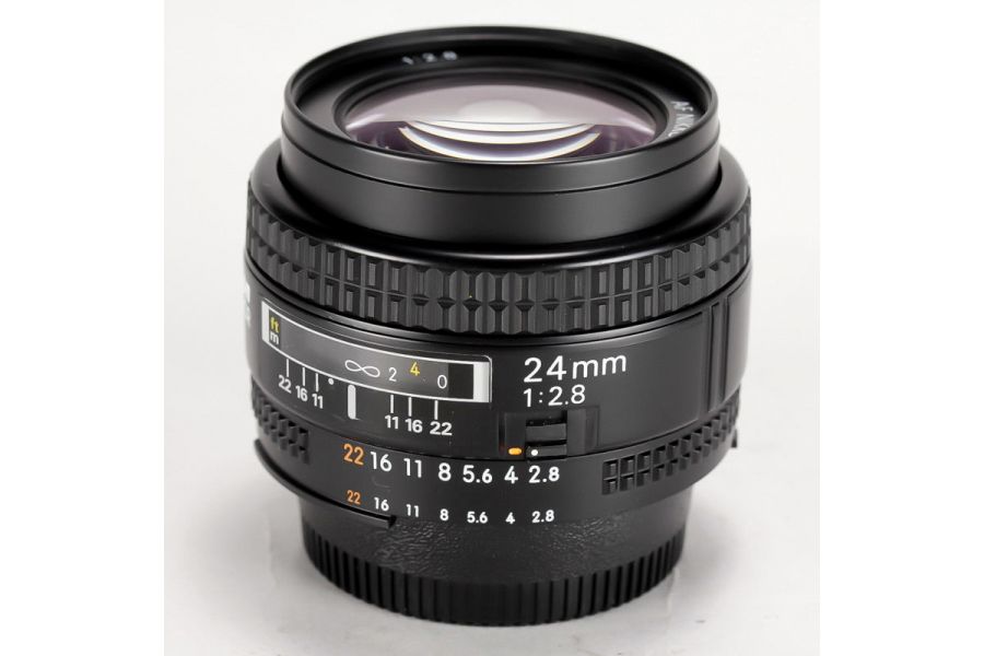 Nikon 24mm f/2.8 AF Nikkor