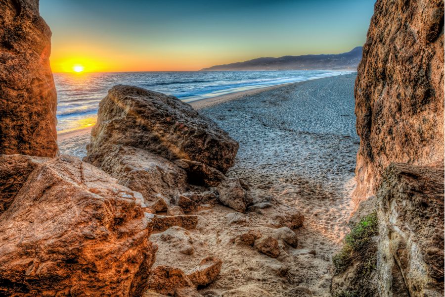 Nikon 24mm f/2.8 AF Nikkor