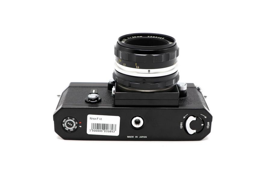 Nikon F kit (Japan, 1973)