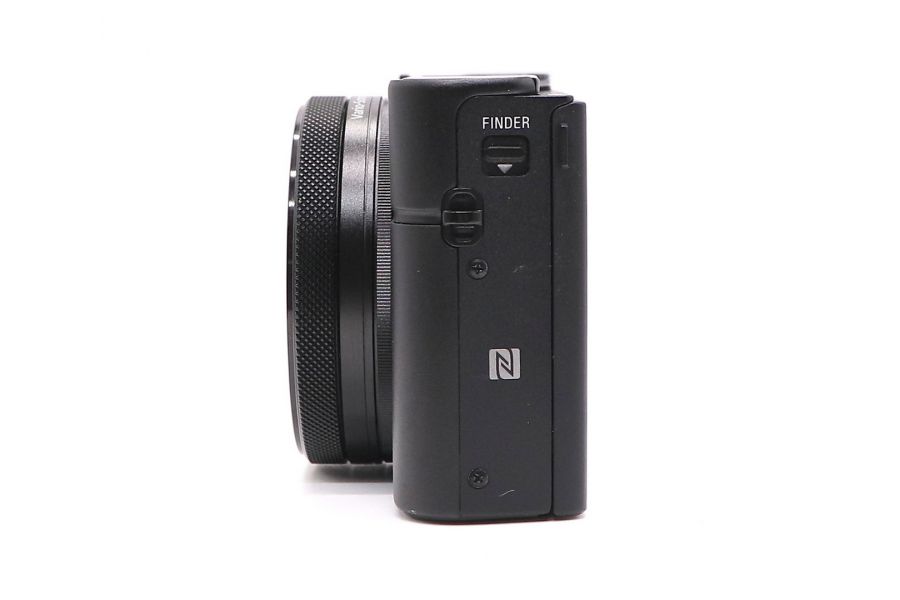 Sony Cyber-shot DSC-RX100M4 в упаковке