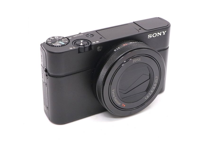 Sony Cyber-shot DSC-RX100M4 в упаковке
