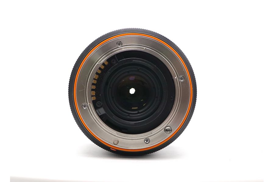 Sony DT 16-105mm f/3.5-5.6 (SAL-16105) (Japan, 2007)