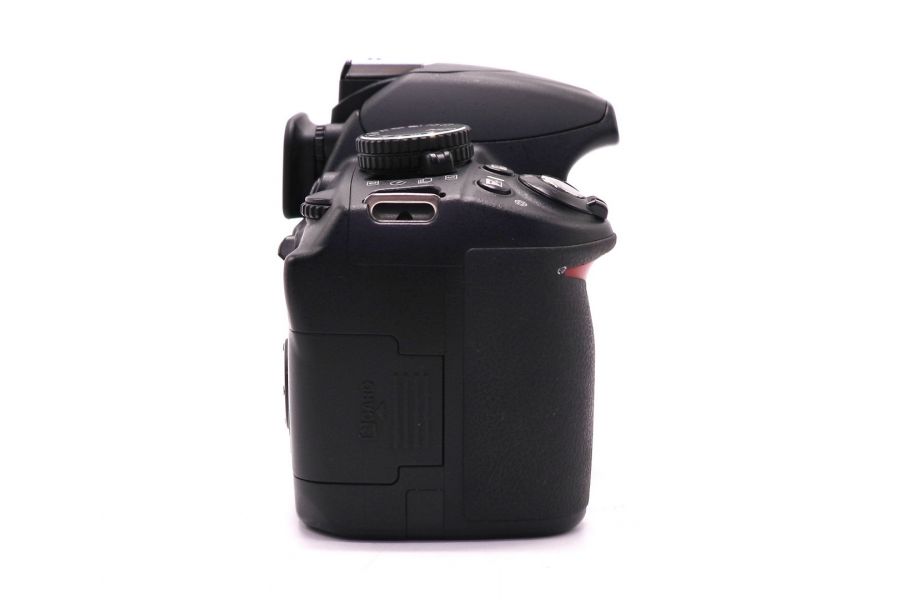 Nikon D3100 body (пробег 18115 кадров)