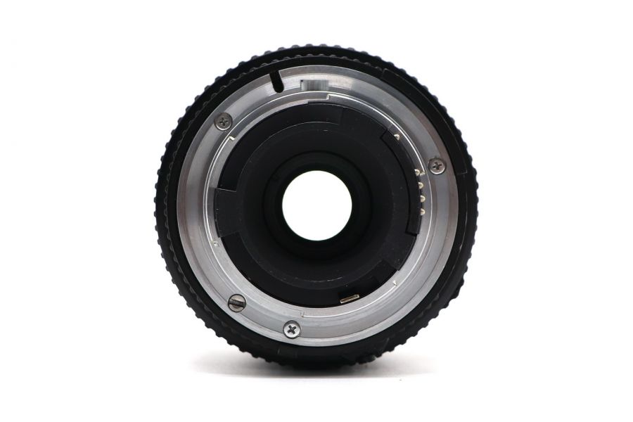 Nikon 35-70mm f/3.3-4.5 AF Nikkor (Japan)