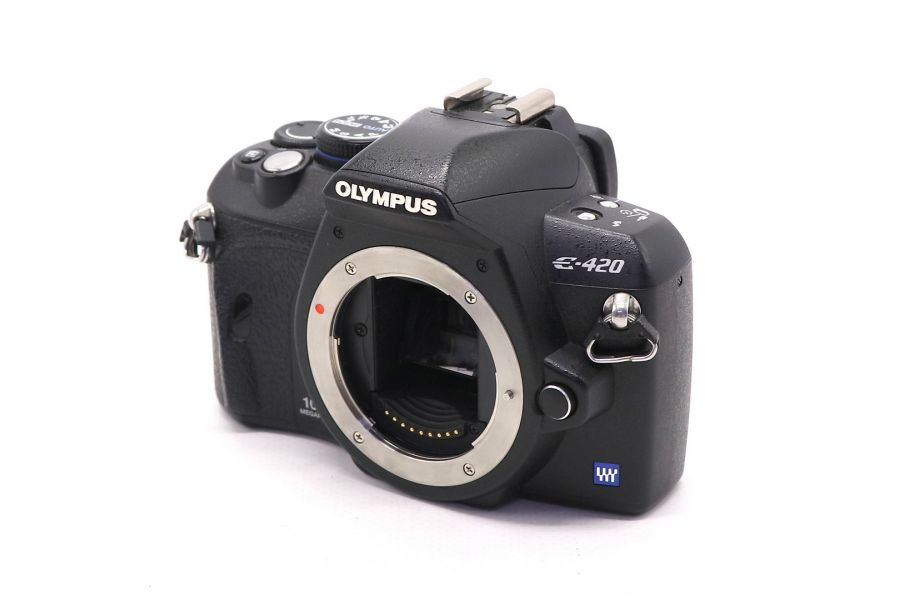 Olympus E-420 body (China)