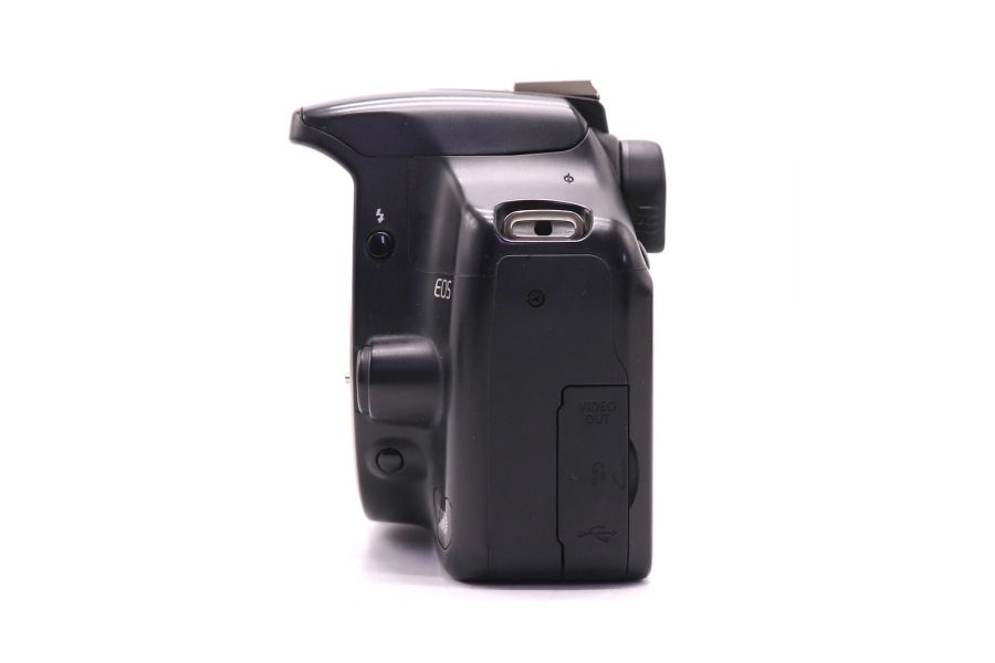 Фотокамера Canon EOS 450D body (пробег 5600 кадров)