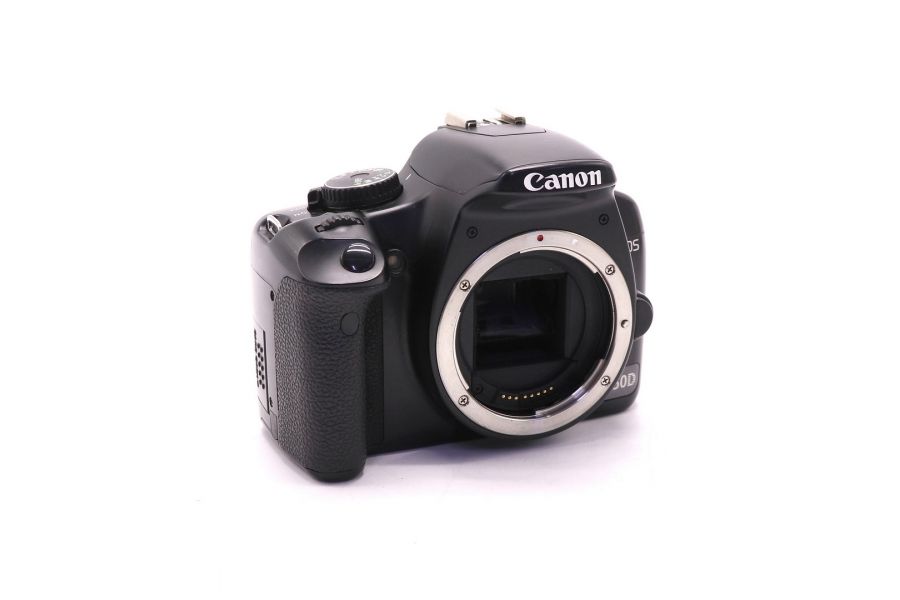 Фотокамера Canon EOS 450D body (пробег 5600 кадров)