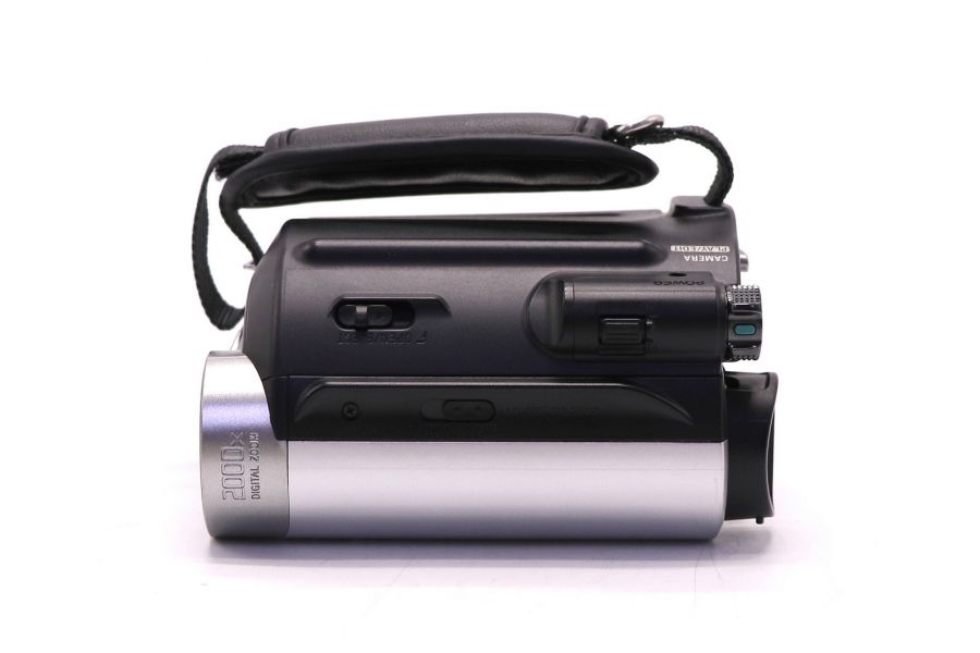 Видеокамера Sony DCR-HC52E в упаковке