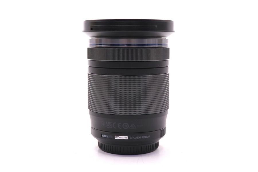 Olympus M.Zuiko Digital ED 12-200mm f/3.5-6.3 в упаковке