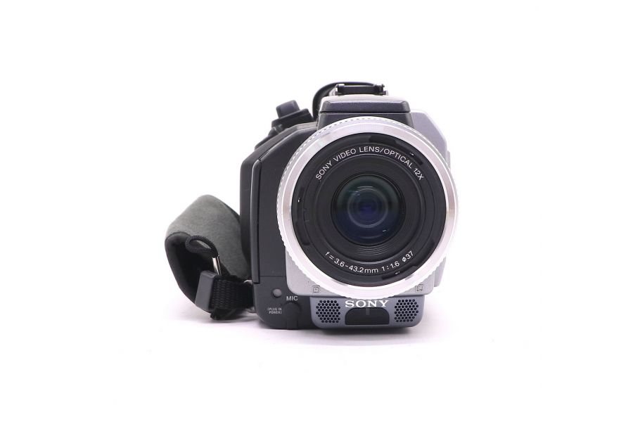 Видеокамера Sony DCR-TRV940