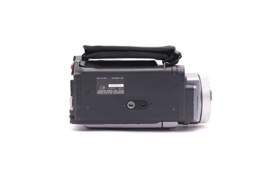 Видеокамера Sony DCR-TRV940