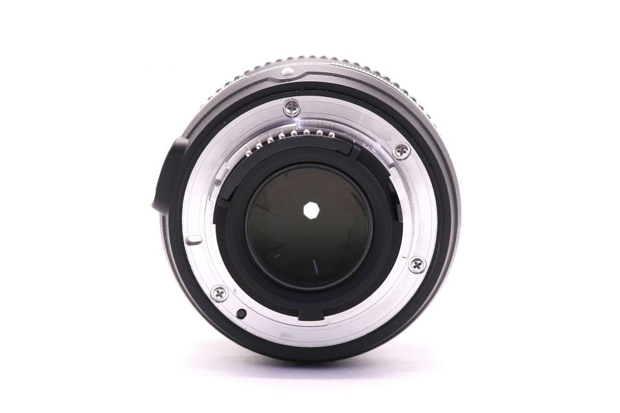 Nikon 50mm f/1.8G AF-S Nikkor Special Edition в упаковке