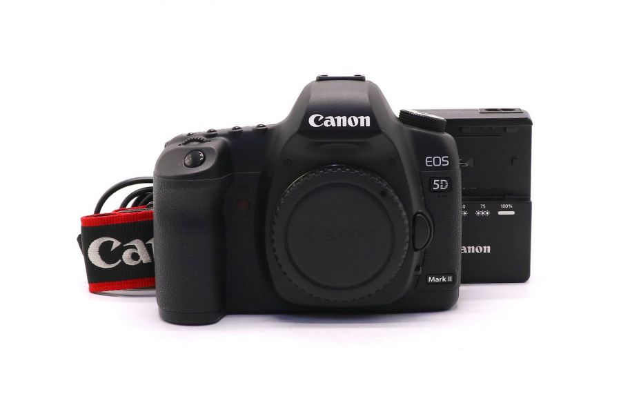 Canon EOS 5D Mark II body (пробег 4665 кадров)