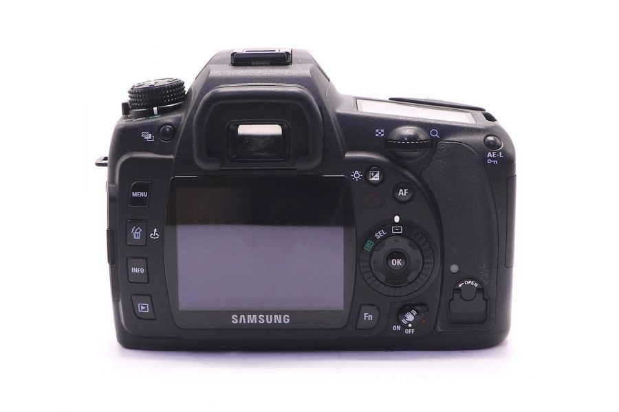 Samsung GX20 body в упаковке (пробег 15105 кадров)
