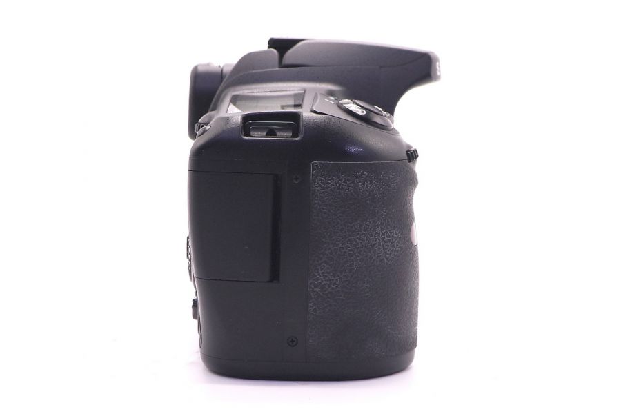 Samsung GX20 body в упаковке (пробег 15105 кадров)