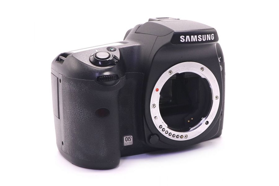 Samsung GX20 body в упаковке (пробег 15105 кадров)