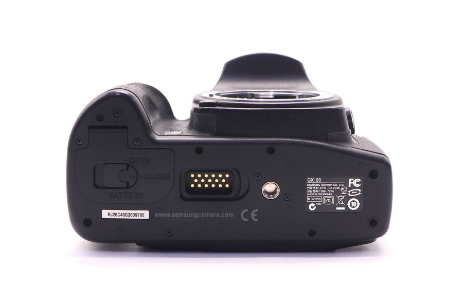 Samsung GX20 body в упаковке (пробег 15105 кадров)