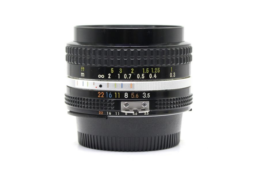 Nikon 20mm f/3.5 Nikkor