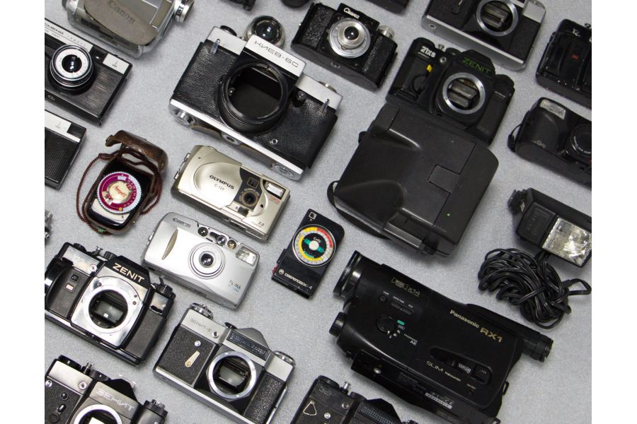Фотоаппараты и прочие фототовары (29 штук) Комплект №9