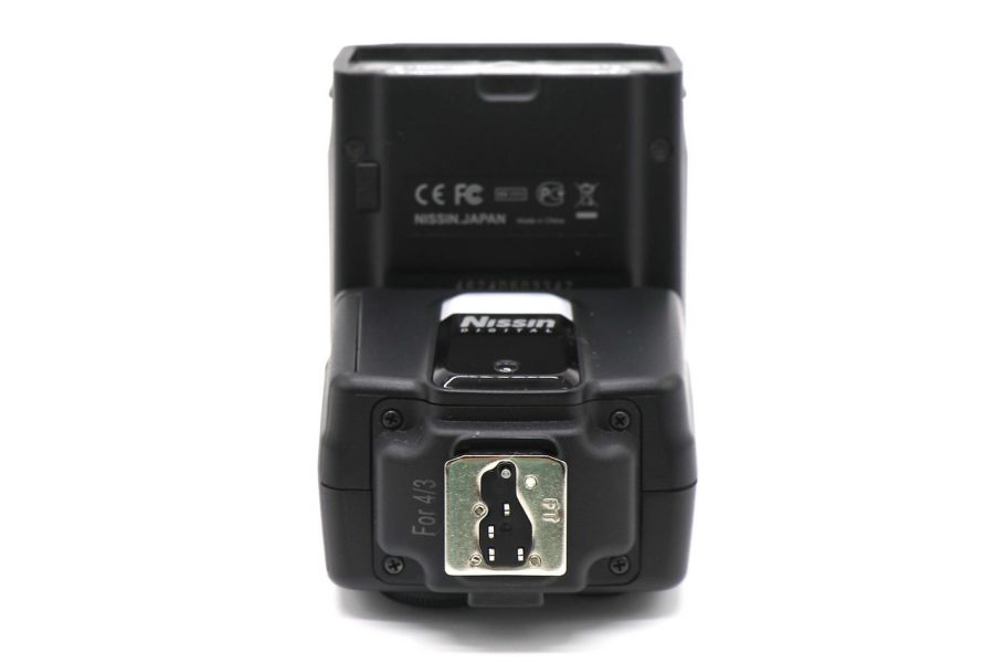 Фотовспышка Nissin i-40 for 4/3 в упаковке