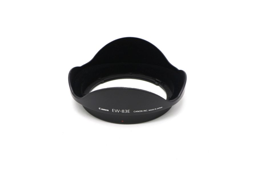 Бленда Canon EW-83E