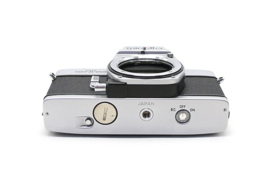 Minolta SRT 201 body (Japan, 1971)