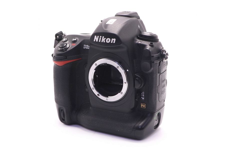 Nikon D3X body в упаковке (пробег 13255 кадров)