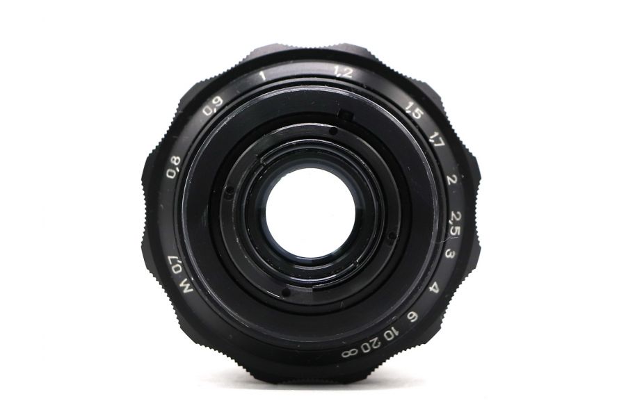 Советский широкоугольный объектив Мир-1В 2.8/37 