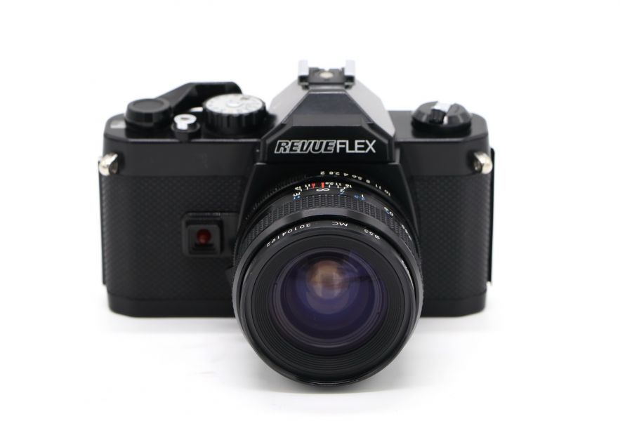 Revueflex SC2 + MC Kiron 2/28mm (Japan,1983) 