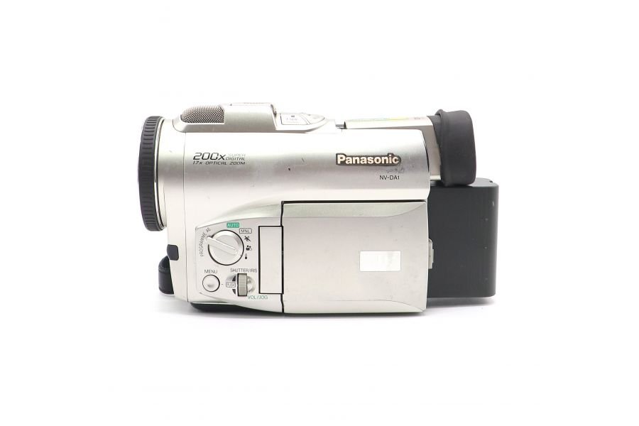 Видеокамера Panasonic NV-DA1