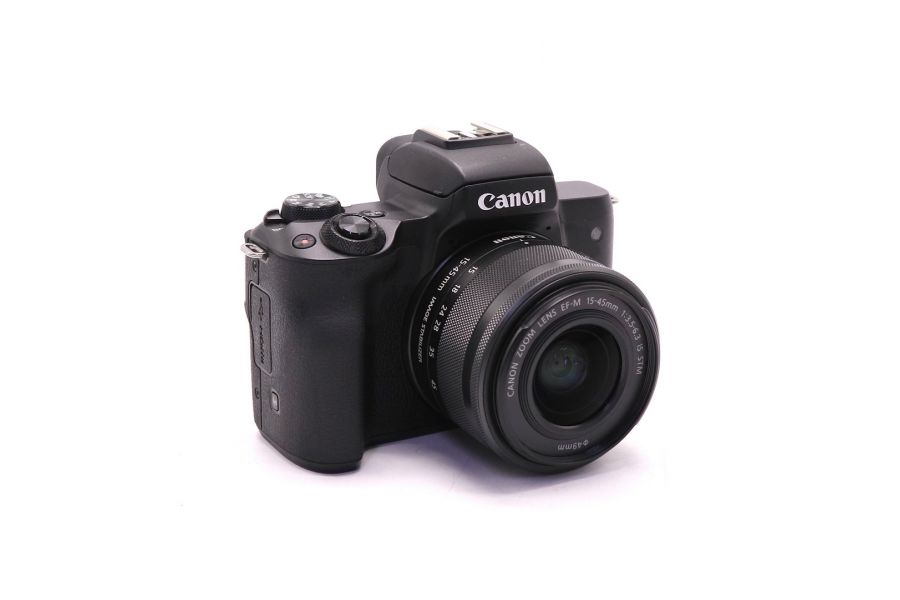 Canon EOS M50 kit (пробег 7795 кадров)