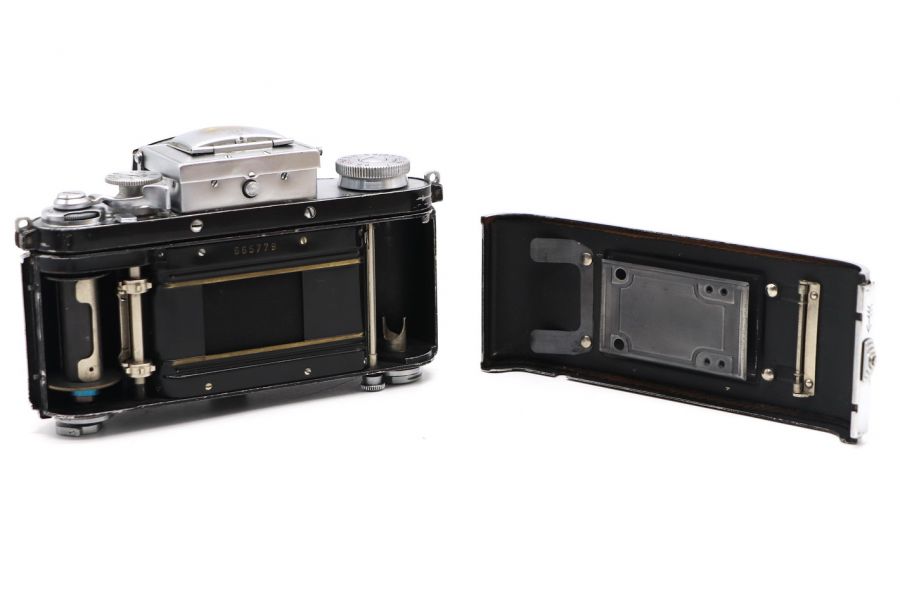 Exacta II Ihagee Dresden body