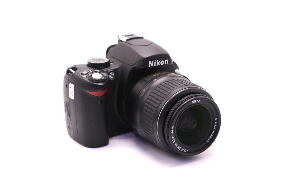 Nikon D60 kit (пробег 1606 кадров)
