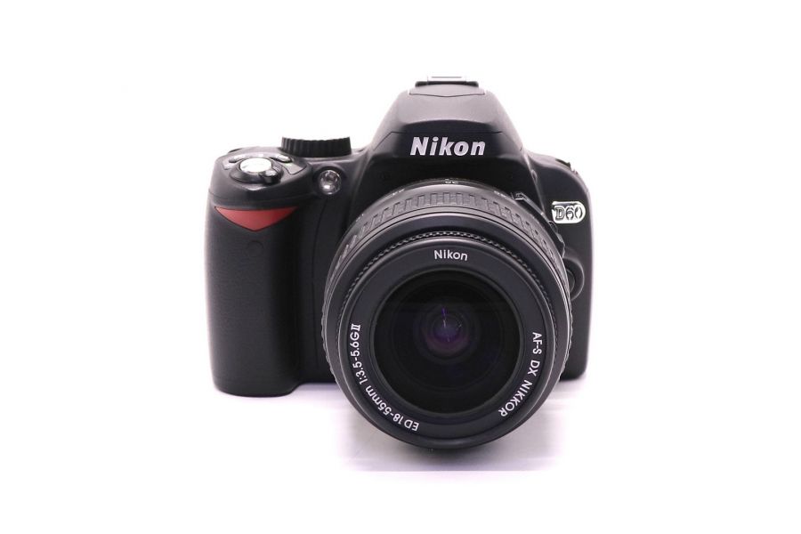 Nikon D60 kit (пробег 1606 кадров)