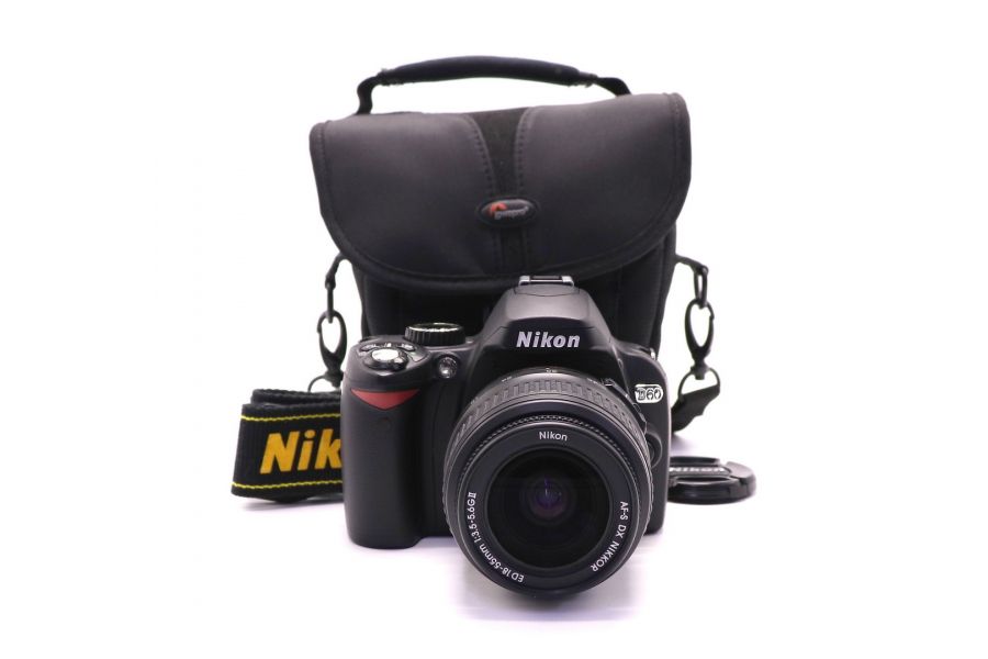 Nikon D60 kit (пробег 1606 кадров)