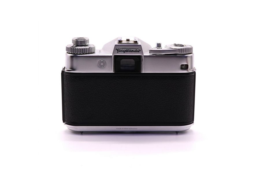 Voigtlander Bessamatic + Zoomar 36-82mm f/2.8