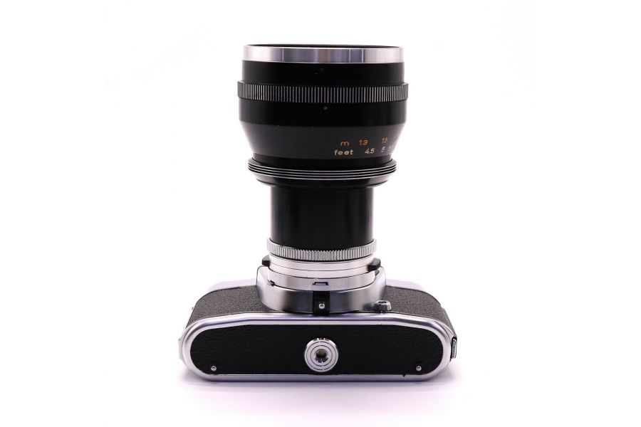 Voigtlander Bessamatic + Zoomar 36-82mm f/2.8