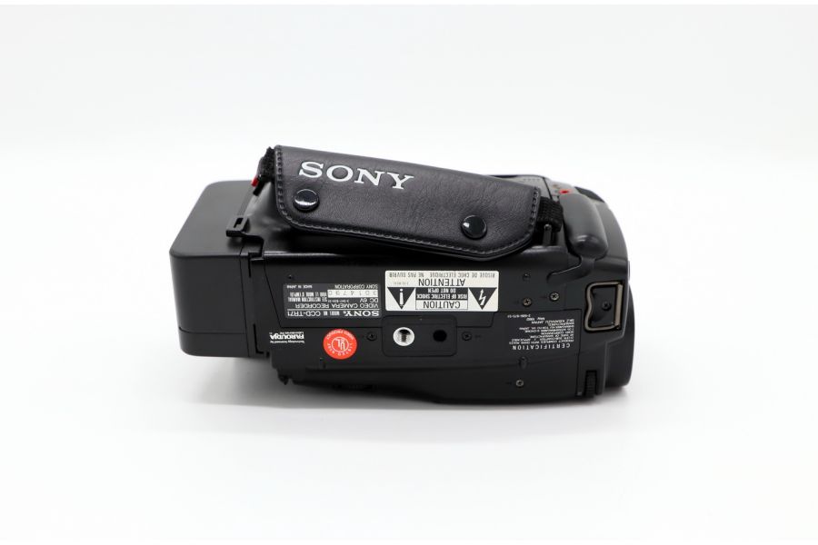 Видеокамера Sony CCD-TR71 (Japan, 1992)
