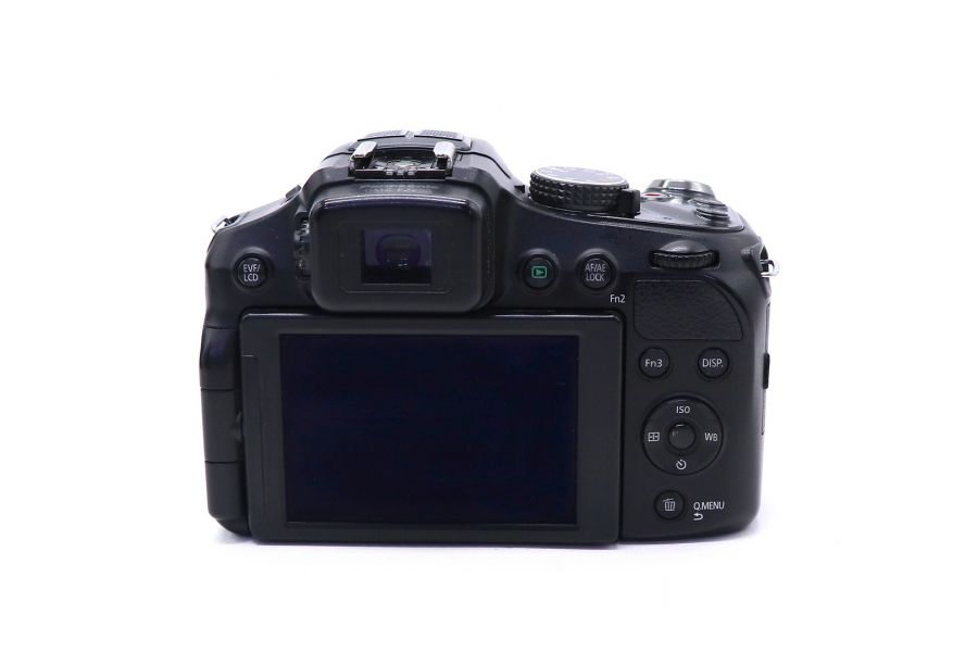 Panasonic Lumix DMC-FZ200 в упаковке