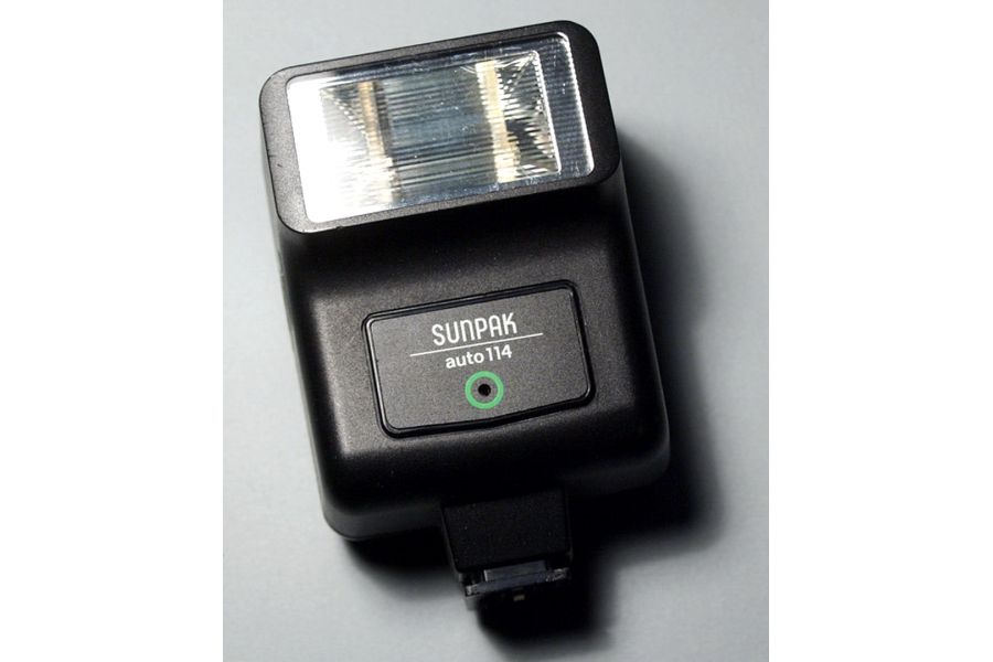 Фотовспышка Sunpak auto 114