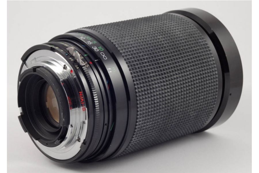 Vivitar MC Macro 28-200mm f/ 3.5-5.3 Nikon