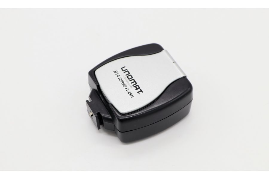 Фотовспышка Unomat B14 Servo Flash