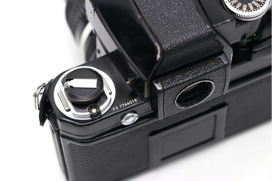 Nikon F2 Photomic + Nikon 2.8/35mm