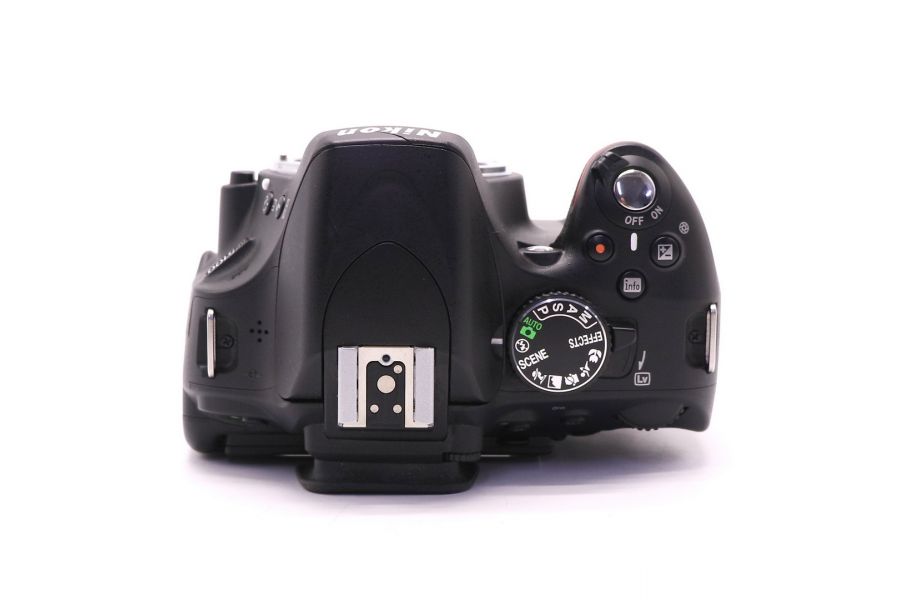 Nikon D5100 body (пробег 1500 кадров)