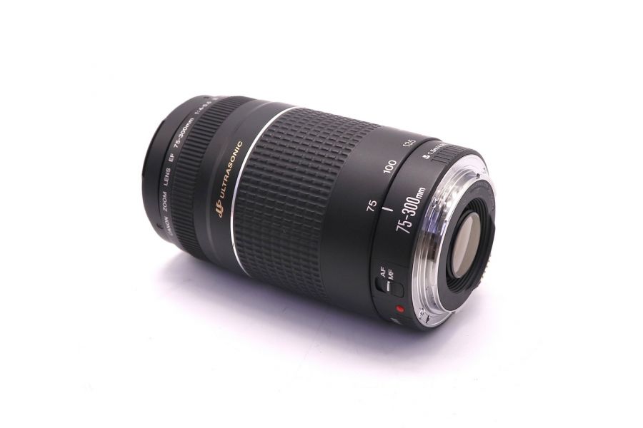 Canon EF 75-300mm 4-5.6 III USM в упаковке