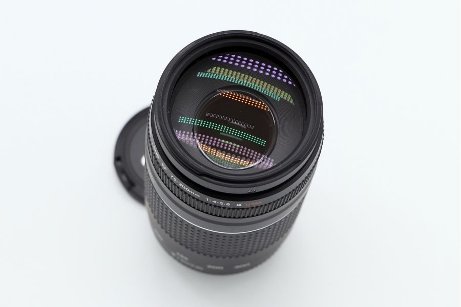 Canon EF 75-300mm 4-5.6 III USM в упаковке