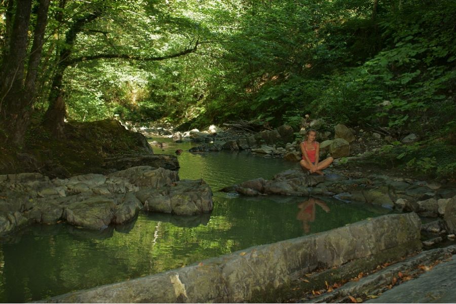 Minolta AF Maxxum 28mm f/2.8 (22) (Japan, 1987)