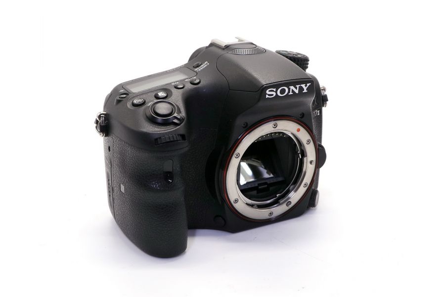 Sony A77II ILCA-77M2 body (пробег 5215 кадров)