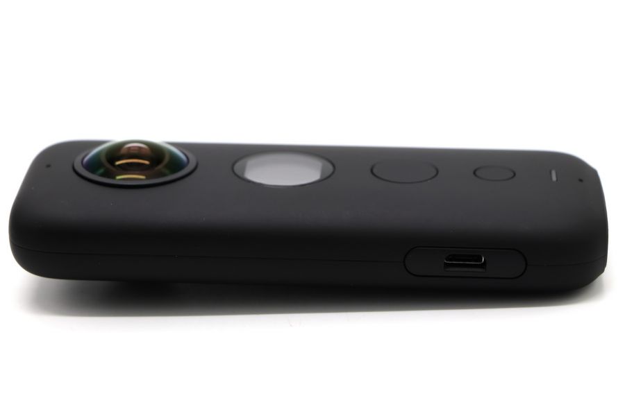 Экшн-камера Insta360 One X