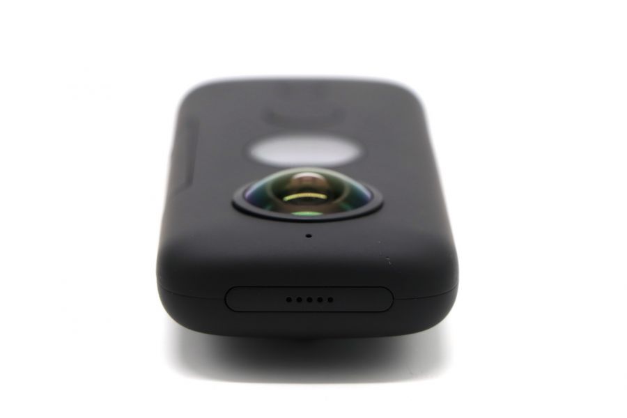 Экшн-камера Insta360 One X